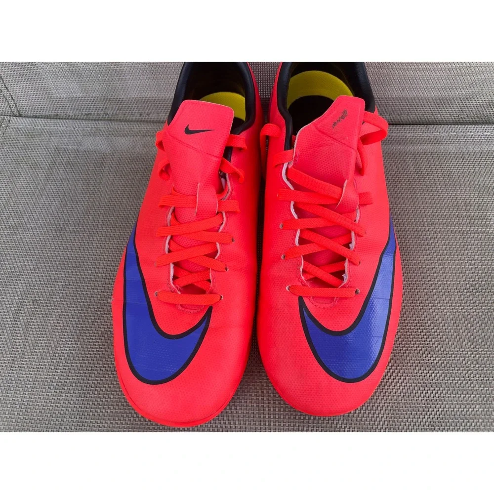 Nike Mercurial Victory Soccer Shoes Youth 5.5Y Bright Crimson Excellent